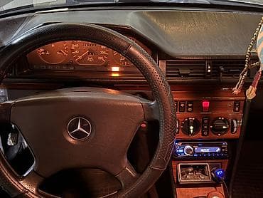 e53 amg: Mercedes-Benz W124: 1992 г., 2.3 л, Механика, Бензин, Универсал — 10