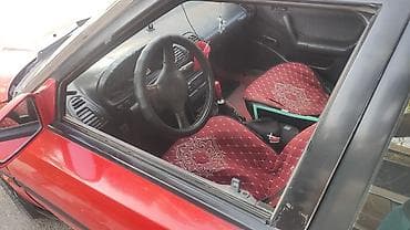 mazda cronos: Mazda 323: 1993 г., 1.6 л, Механика, Бензин, Седан — 2