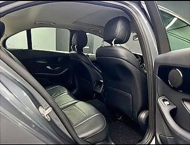 w205: Mercedes-Benz C-Class: 2018 г., 2 л, Автомат, Дизель, Седан — 4