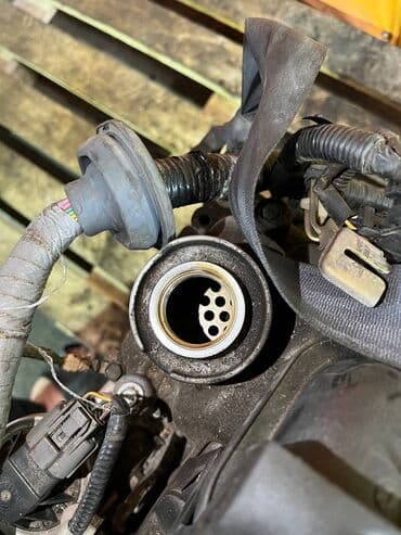 продаю или меняю с доплатой мне: Фит 1,3 Двигатели привозные свап комплект голый двигатель 27000сом в — 2