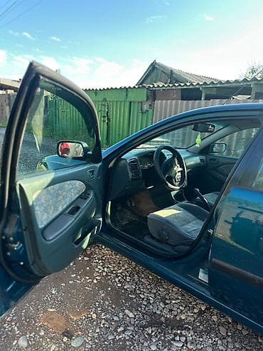 купить задний фонарь тойота авенсис бу: Toyota Avensis: 1998 г., 1.8 л, Механика, Бензин, Хэтчбэк — 6