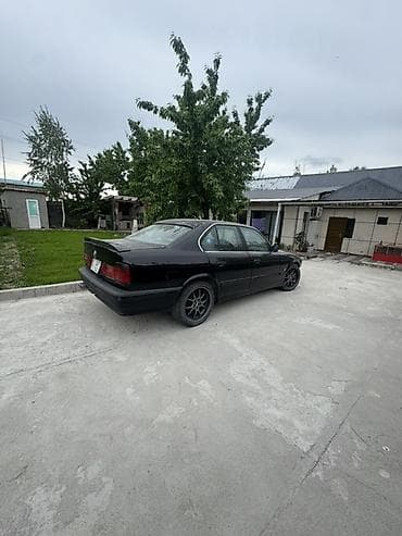 Унаа сатуу: BMW 5 series: 1993 г., 3.2 л, Кол менен иштөөчү, Бензин, Седан — 3