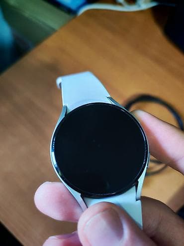 samsung galaxy watch 4: Умные часы Samsung Galaxy Watch 4 40мм + магнитная зарядка. Очень — 5