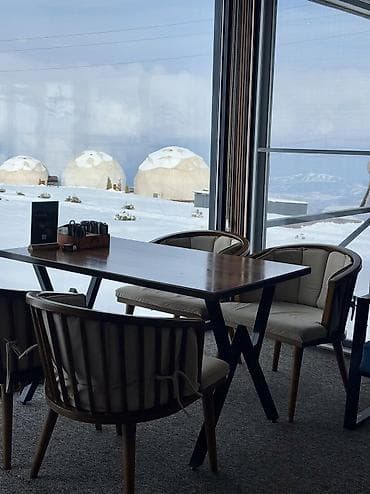 отель жалал абад: ТРЕБУЮТСЯ ОФИЦИАНТЫ В нашу кофейню требуются сотрудники. Мы ищем — 5