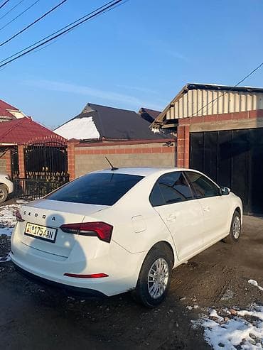 Skoda Rapid: 2021 г., 1.6 л, Автомат, Бензин, Седан