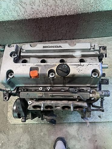 бензин: Бензиновый мотор Honda 2 л, Оригинал — 1