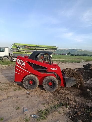 мини пагрузчик: Сдаю Мини (Бобкат) погрузчик, 800 тонн, 3 куб.м, Почасово — 4