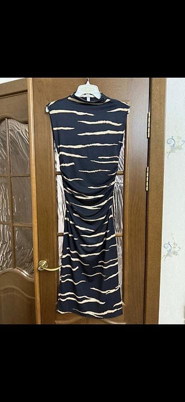 платья открытые: Продаю плате H&M новое — 2