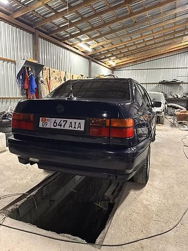 авто лизинк бишкек: Volkswagen Vento: 1993 г., 1.8 л, Кол менен иштөөчү, Бензин, Седан — 6