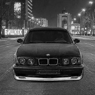 BMW 520: 1987 г.