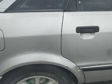 старушка ауди: Audi 80: 1994 г., Ручные, Бензин, Седан — 1