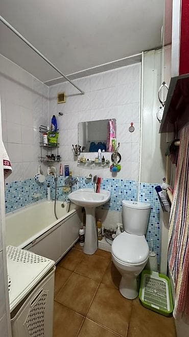 red centr: 3 комнаты, 56 м², Хрущевка, 2 этаж, Косметический ремонт — 10
