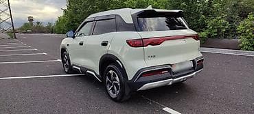 wuling mini ev: BYD Yuan Up: 2025 г., Электромобиль, Кроссовер — 5