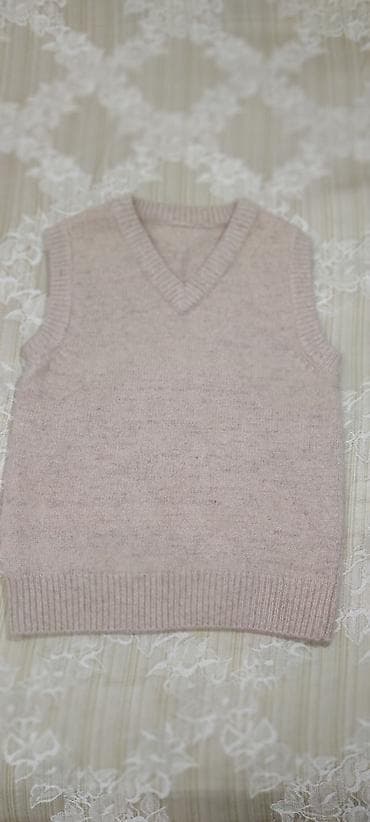 обувь даром: Отдам На мальчика 4/5 лет, шерстяная, состояние отличное, куртка — 1