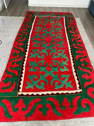 Продаю шырдак 2шт, б.у at lalafo.kg Продаю шырдак 2шт, б.у