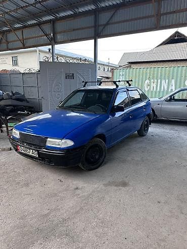 gps treker: Opel Astra: 1992 г., Хэтчбэк — 2