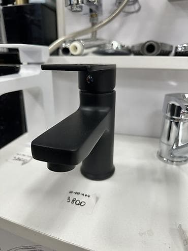 крана: Смеситель для раковины, однорычажный, матовый черный. - Тип: для — 2