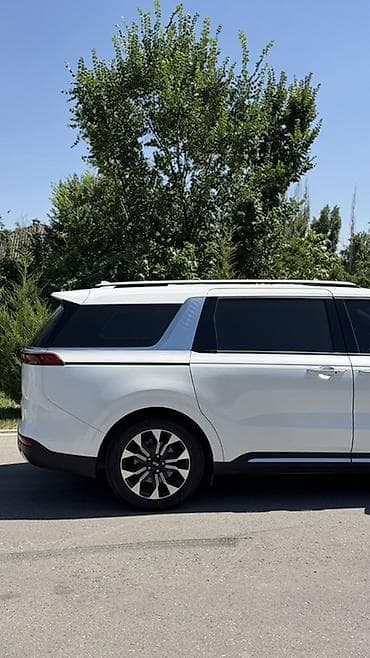 Kia Carnival: 2021 г., 2.2 л, Автомат, Дизель, Минивэн — 3