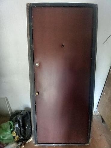 пистолет для денег: Двери для домов и квартир, Металлическая, Одностворчатая, цвет - Коричневый — 1