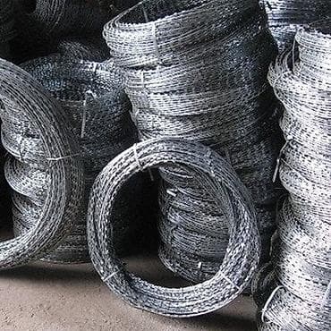 Егоза Колючая проволокаограждение из колючей проволоки Егоза at lalafo.kg Егоза Колючая проволокаограждение из колючей проволоки Егоза