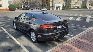 45: Ford Fusion: 2018 г., 2 л, Вариатор, Гибрид, Седан — 7