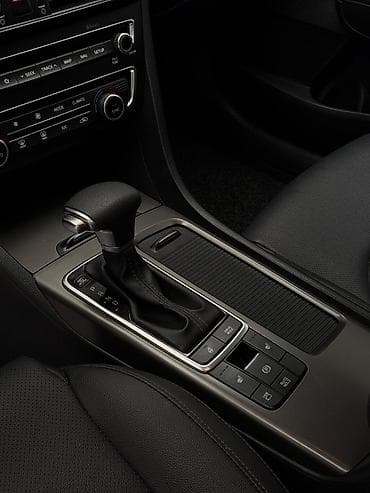 byd 5: Kia K5: 2019 г., 2 л, Автомат, Бензин, Седан — 10