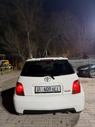 продаю связи с переездом: Toyota ist: 2004 г., 1.5 л, Автомат, Бензиновая, Хэтчбэк — 4