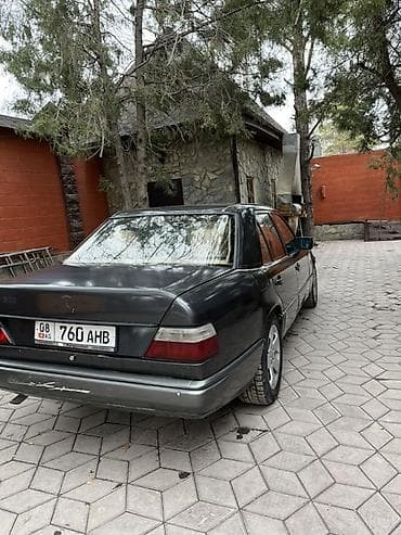 бартовой кузов: Mercedes-Benz W124: 1987 г., 3 л, Ручные, Дизель, Седан — 4