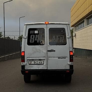 отбойник спринтер: Легкий грузовик, Mercedes-Benz, 1,5 т, Б/у — 2
