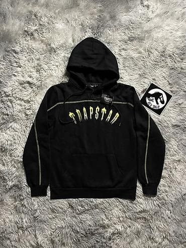 Толстовки: Худи Trapstar с капюшоном - Цвет: черный - Принт: крупный фирменный — 1