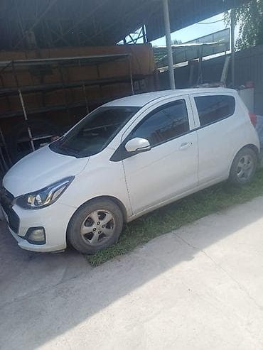 124 e500: Chevrolet Spark: 2018 г., 1 л, Автомат, Бензин, Хэтчбэк — 2