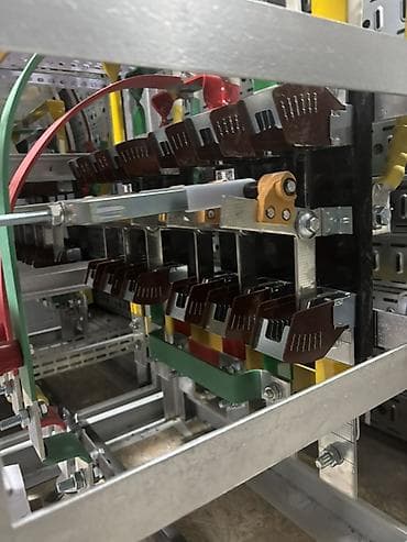 Упаковочные товары: Электрический щит, Металлические, CHINT, Трехфазные — 5