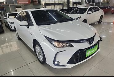 mini kuper: Toyota Corolla: 2019 г., 1.8 л, Автомат, Гибрид, Седан — 4