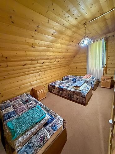 Кыймылсыз мүлк: Деревянный Коттедж на Ик в селе Кара Ой. Двухэтажный деревянный сруб — 6