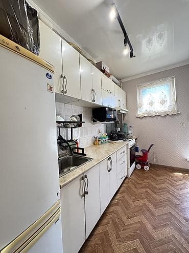 квартыры в бишкеке: 3 комнаты, 61 м², 105 серия, 8 этаж — 2