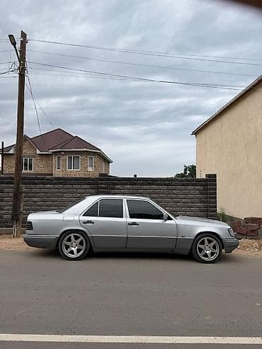 обмен 124: Mercedes-Benz W124: 1994 г., Газ, Седан — 4
