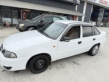 решетка 570: Daewoo Nexia: 2012 г., 1.5 л, Механика, Газ, Седан — 2