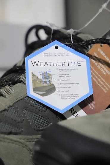 Өтүктөр: Эркектердин кроссовкасы, 43, Karrimor, Жаңы, түсү - Жашыл, Акысыз жеткирүү — 1