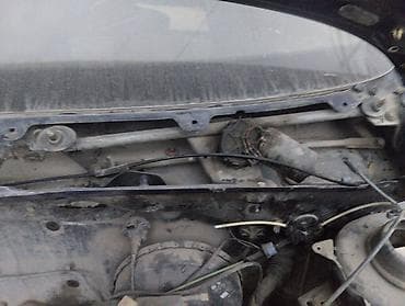 Volkswagen: Volkswagen Golf: 1996 г., 2 л, Механика, Бензин, Хэтчбэк — 4