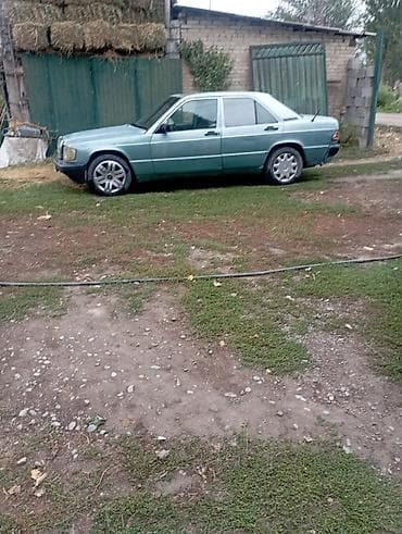 даево матиз 1: Mercedes-Benz 190: 1989 г., 1.8 л, Кол менен иштөөчү, Бензин, Седан — 2