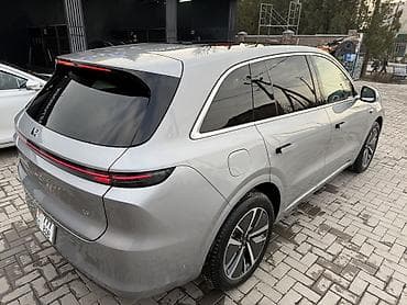 Lixiang: Lixiang L6: 2024 г., 1.5 л, Автомат, Электромобиль, Универсал — 9