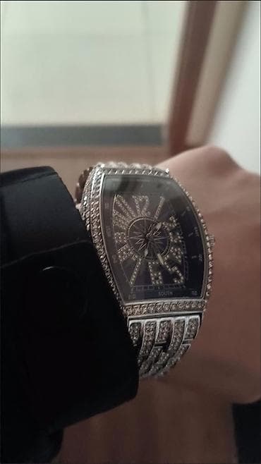 хублот часы мужские: Мужские наручные часы в стиле luxury с полным камневым кастомом — 2