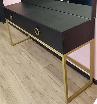 Компьютерные столы: ̶4̶5̶9̶0̶0̶ 5000 (1шт) Продаю консоли в идеальном состоянии лдсп — 3