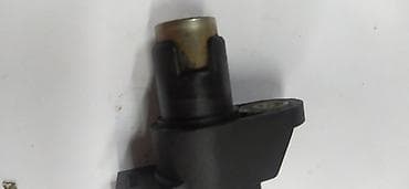 c 203: Датчик распредвала Mercedes-Benz Б/у, Оригинал — 3