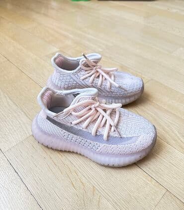 американская детская обувь: Легкие кроссовки длина стельки 18.5 см. Можно стирать в стиралке — 1