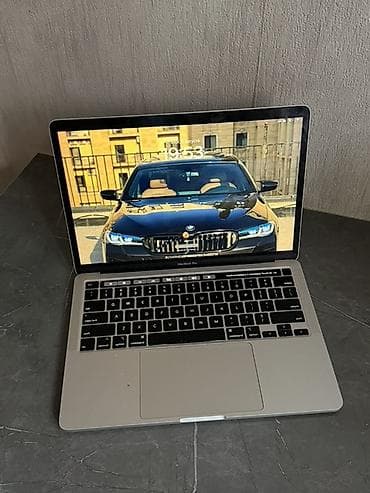 MacBook Pro 13" (2020) Характеристики: - Дисплей: Retina -