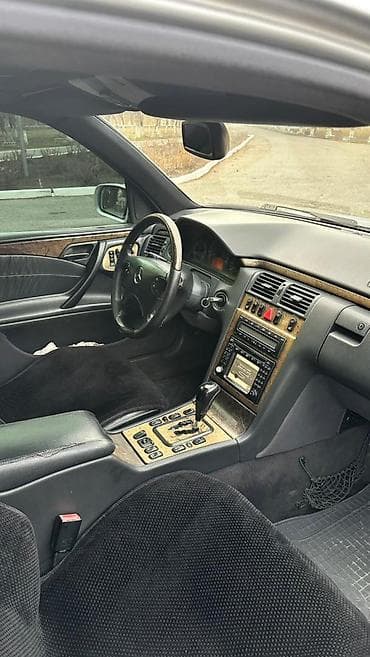 toyota will cypha: Mercedes-Benz E-Class: 2001 г., 4.3 л, Автомат, Бензин, Седан — 8