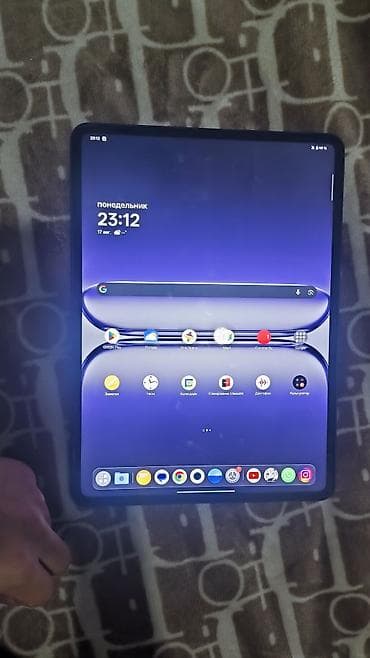 surface go: One plas 3. 16гбна 512 гб в хорошем состояние Планшет Android с — 1