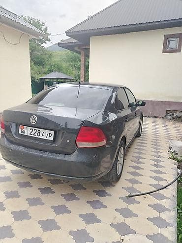 volkswagen: Volkswagen Polo: 2013 г., 1.6 л, Механика, Бензин, Седан — 3