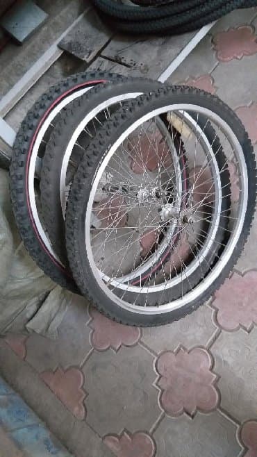 Велосипедные привозные передние колеса из Кореи в комплекте с шинами
